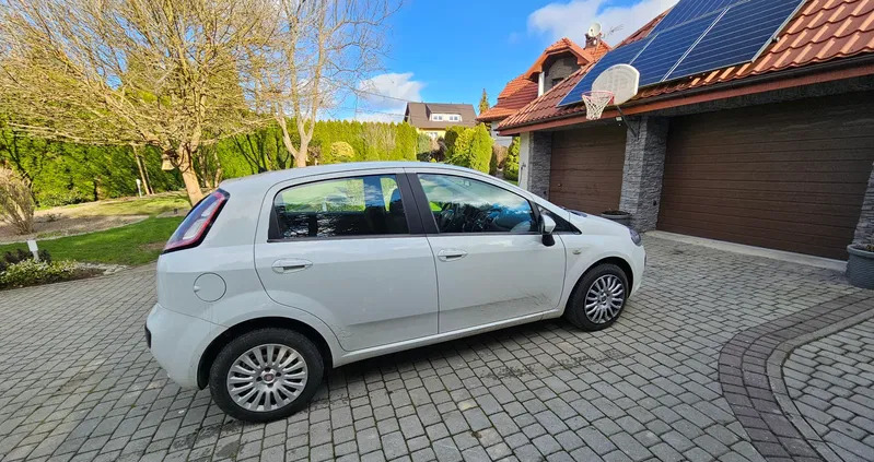 fiat małopolskie Fiat Punto cena 9900 przebieg: 138000, rok produkcji 2011 z Siedliszcze